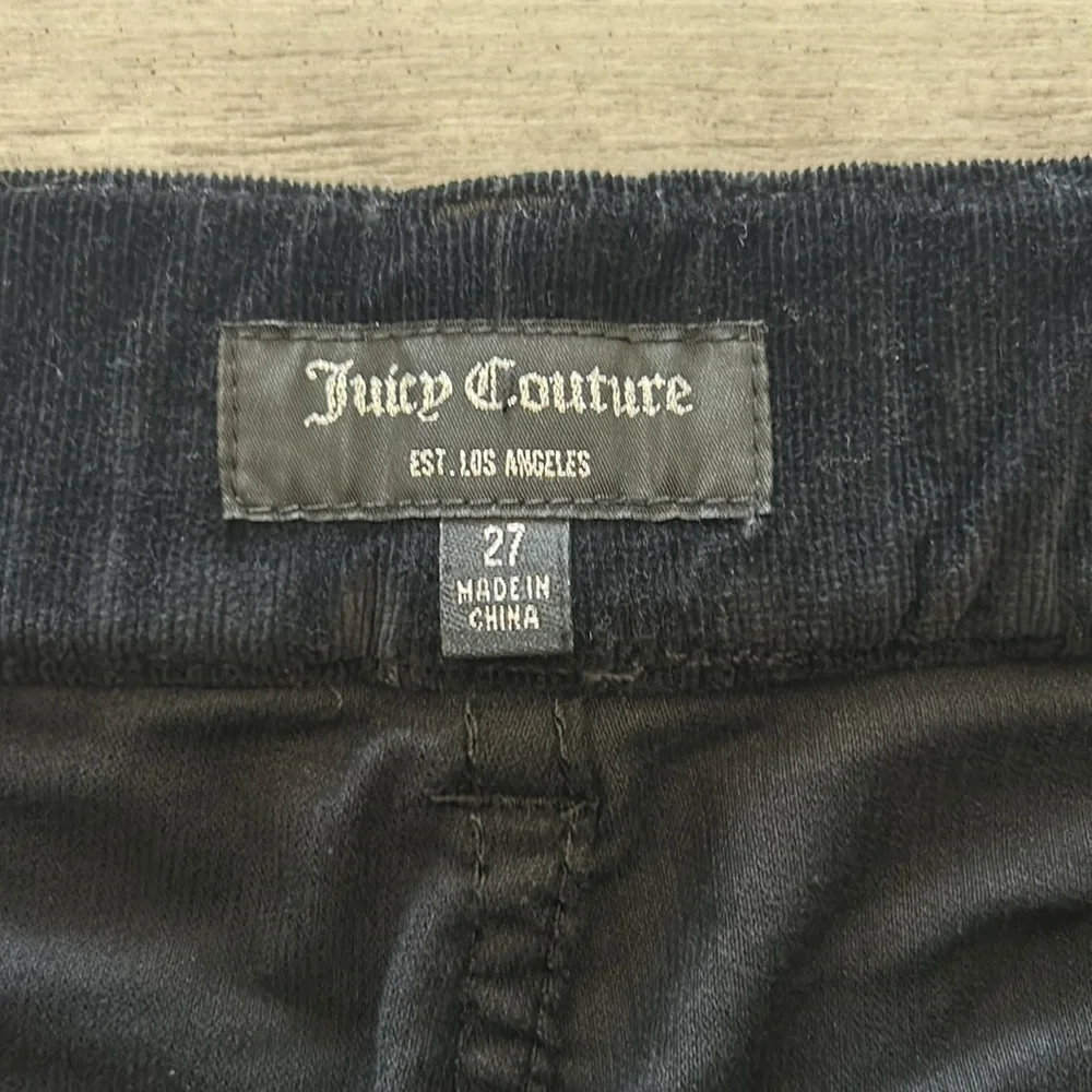 Juicy Couture black pull on corduroy pants skinny fit size 27